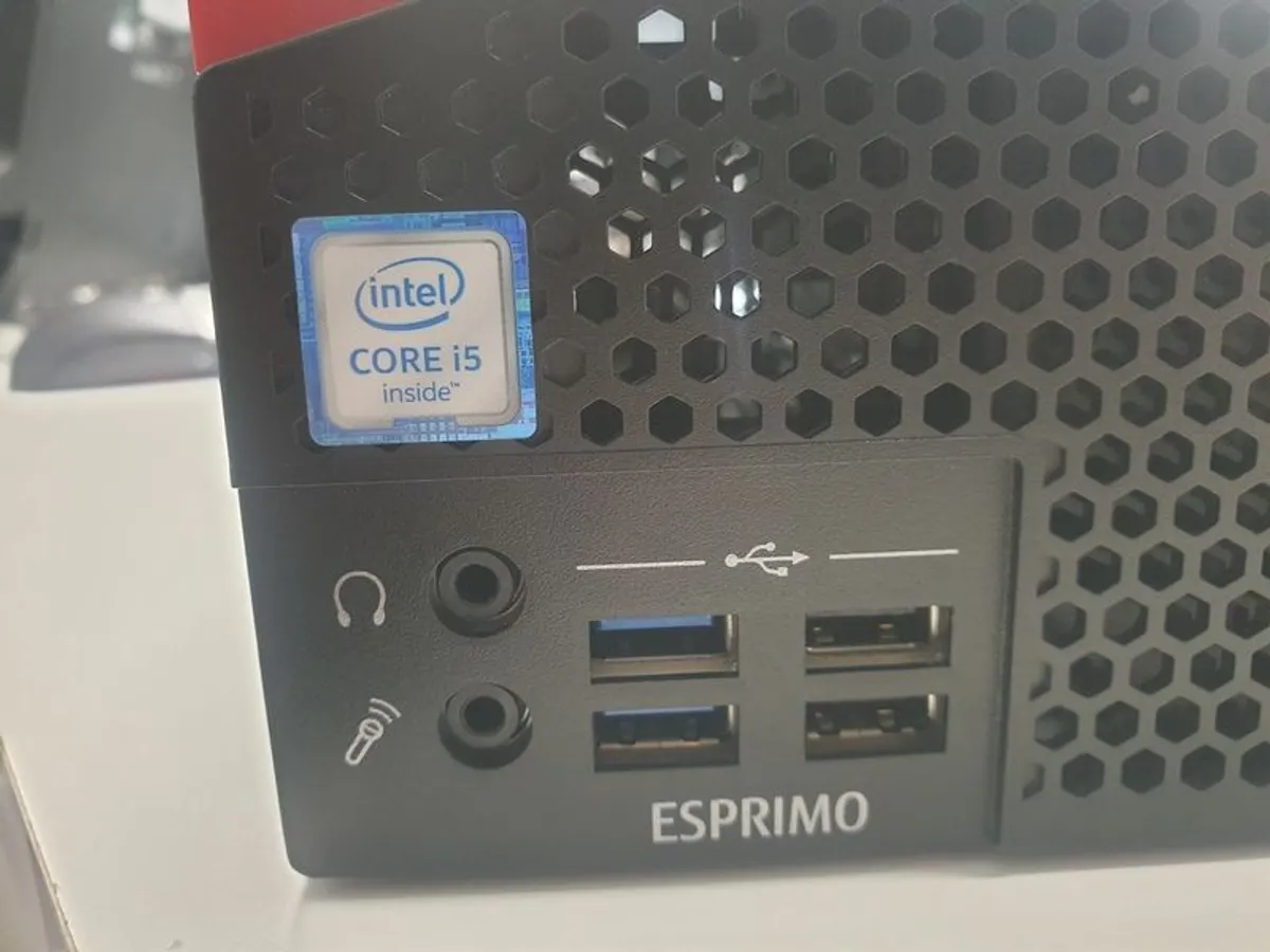 Fujitsu esprimo D556/2 E85 Windows 11, Intel i5-6400 2.70ghz 8GB RAM 256GB SSD - Image 4