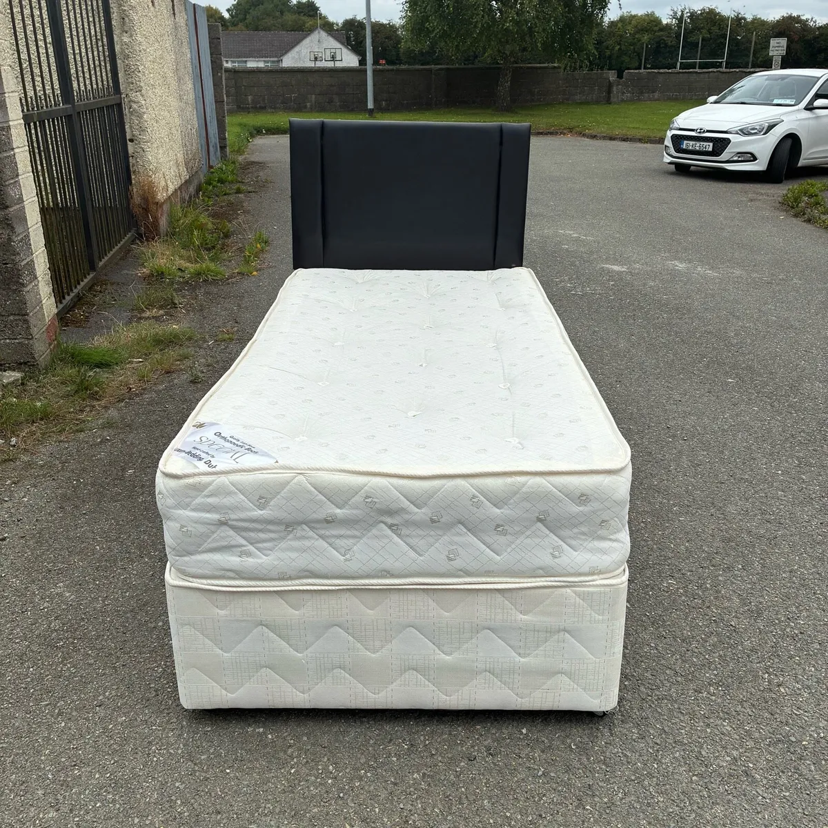 Single Bed with Leather Headboard - Image 1