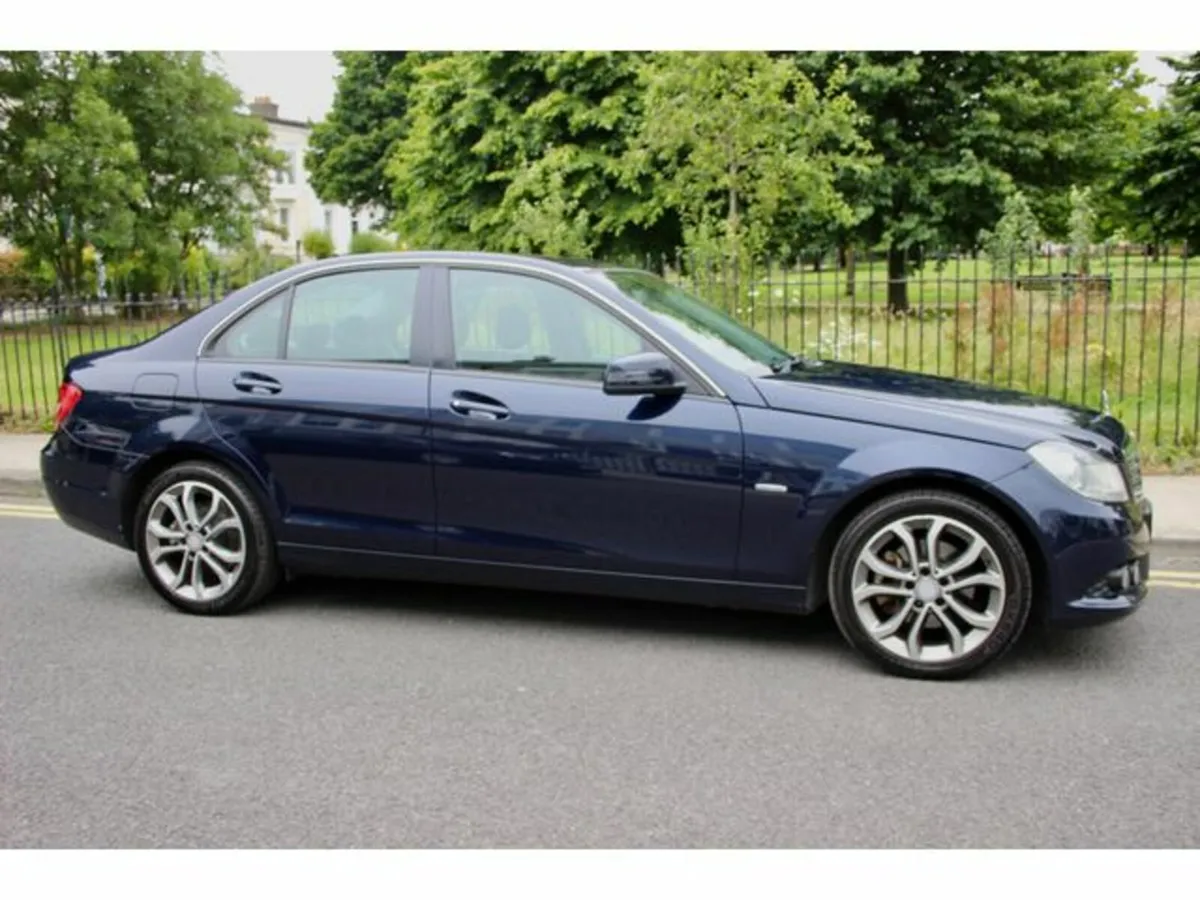 Mercedes-Benz C-Class C220 CDI BE SE 4DR Auto, FSH - Image 3