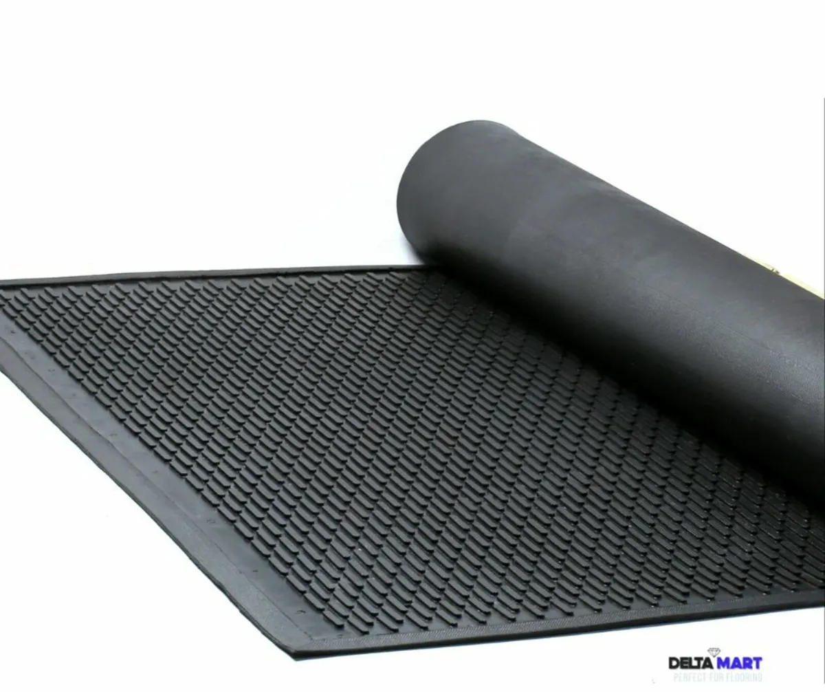 5x3 Heavy Duty Scraper Rubber Mat – Industrial, St - Image 1
