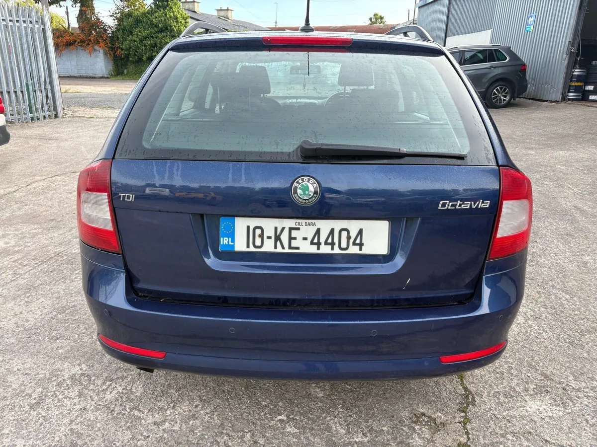 2010 Skoda Octavia - Image 4