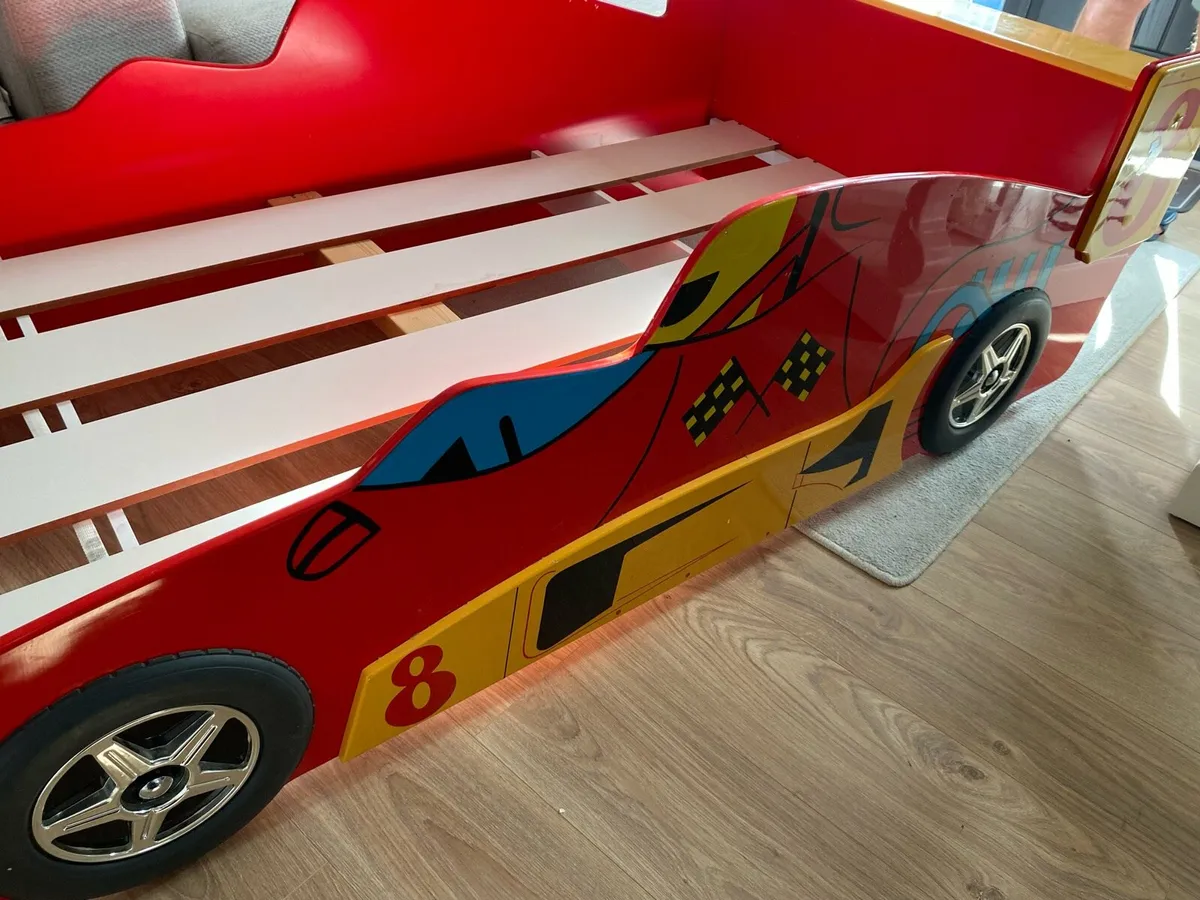 Child’s bed - Image 3