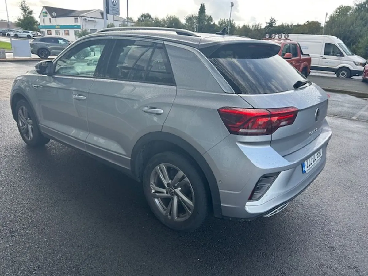 Volkswagen T-Roc 2.0 TDI 116HP R-line Mint Rear C - Image 2