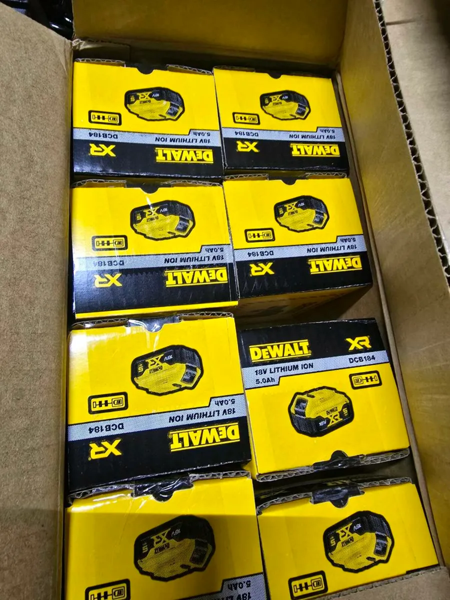 Dewalt 5ah Batteries - Image 2