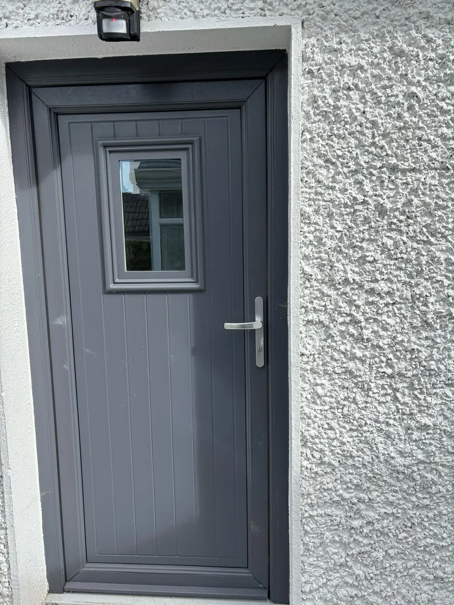 Garage door - Image 3