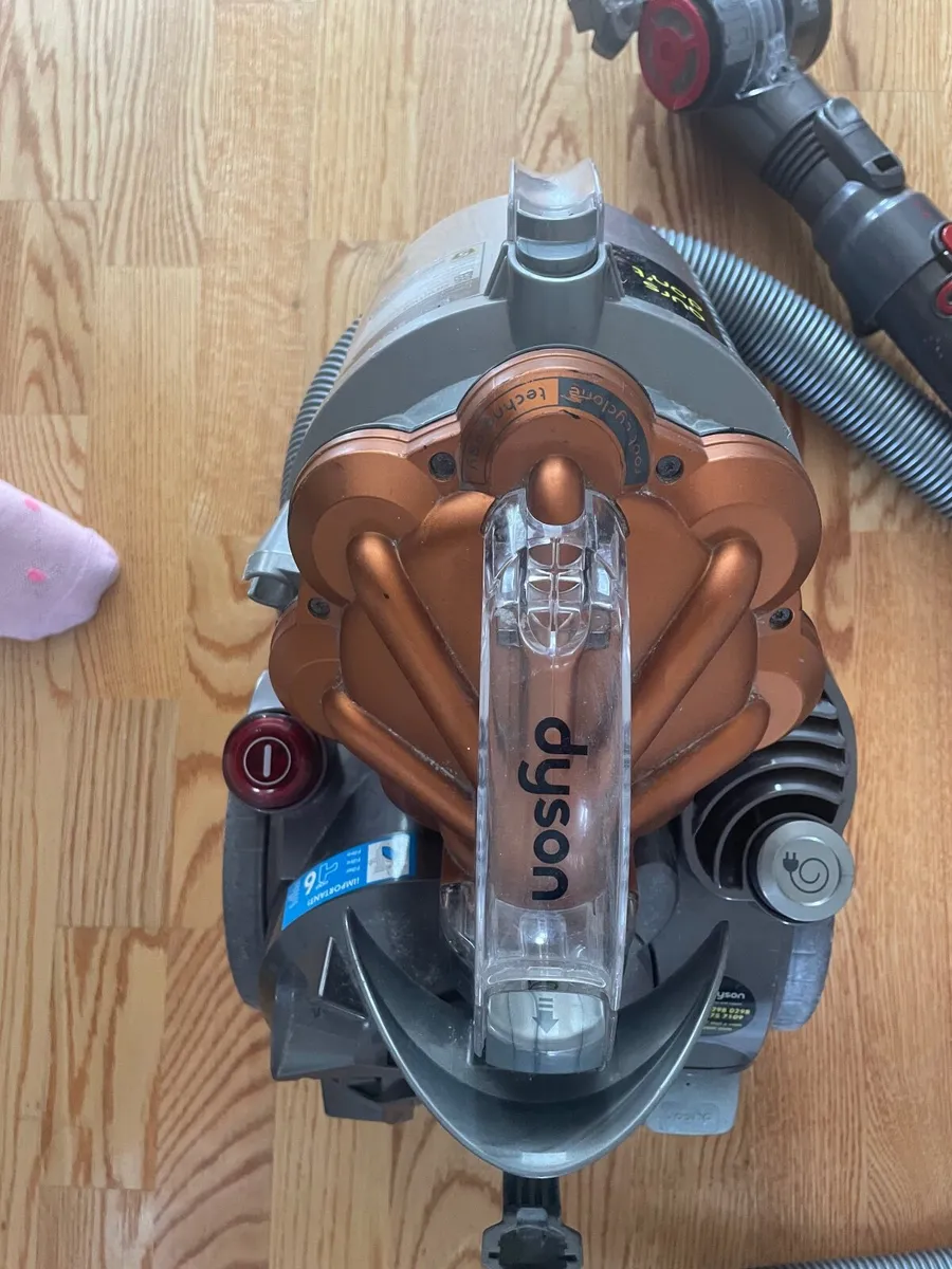 Dyson hoover - Image 1