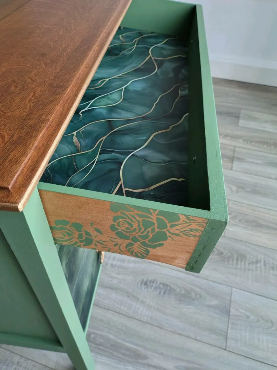 Vintage chest of drawers - Image 3