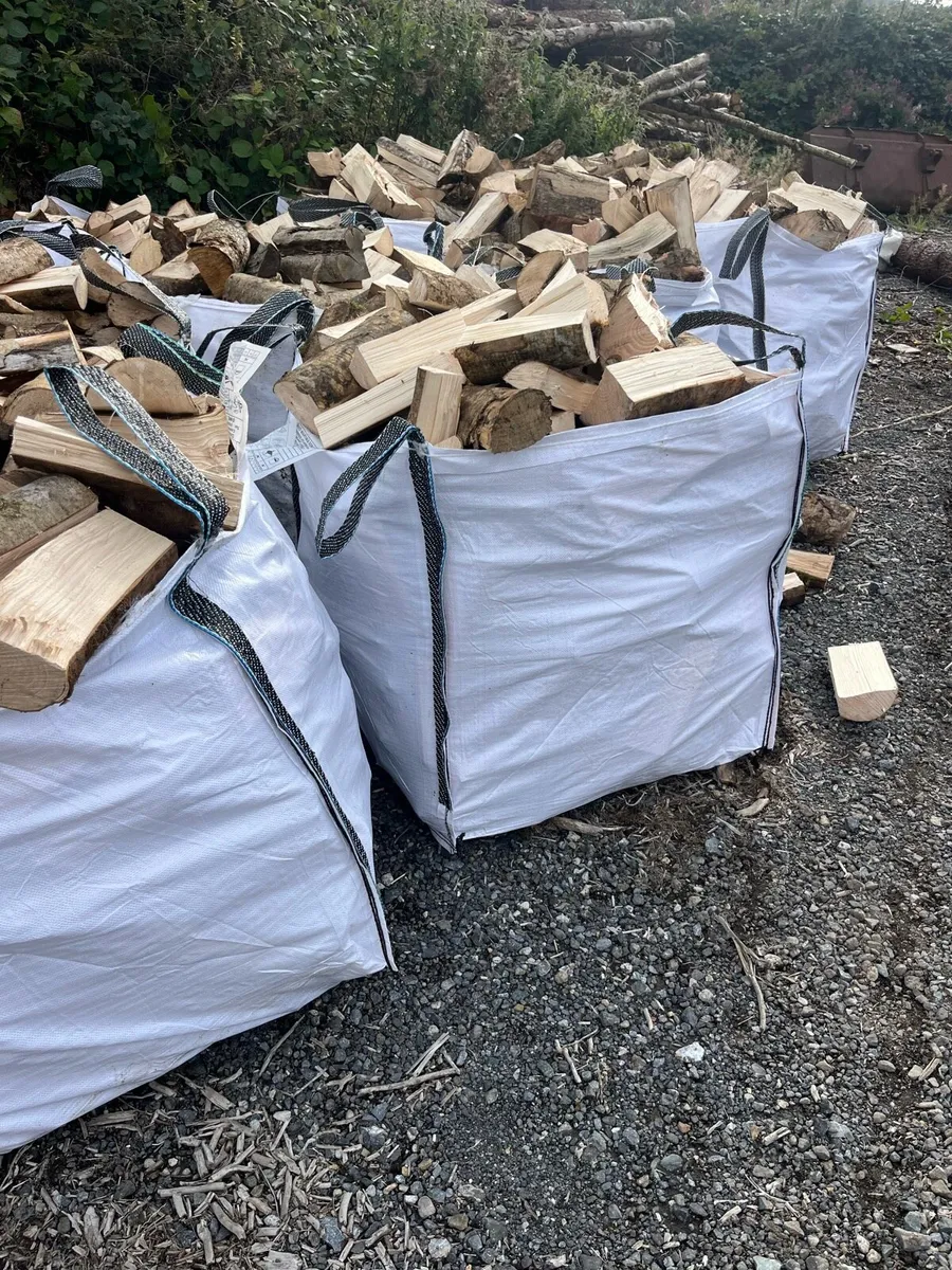 Tonne bags of ash 18% moisture 70€  a bag - Image 2