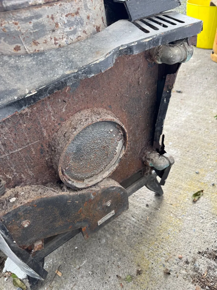 Waterford Stanley Stove with back boiler - Image 3