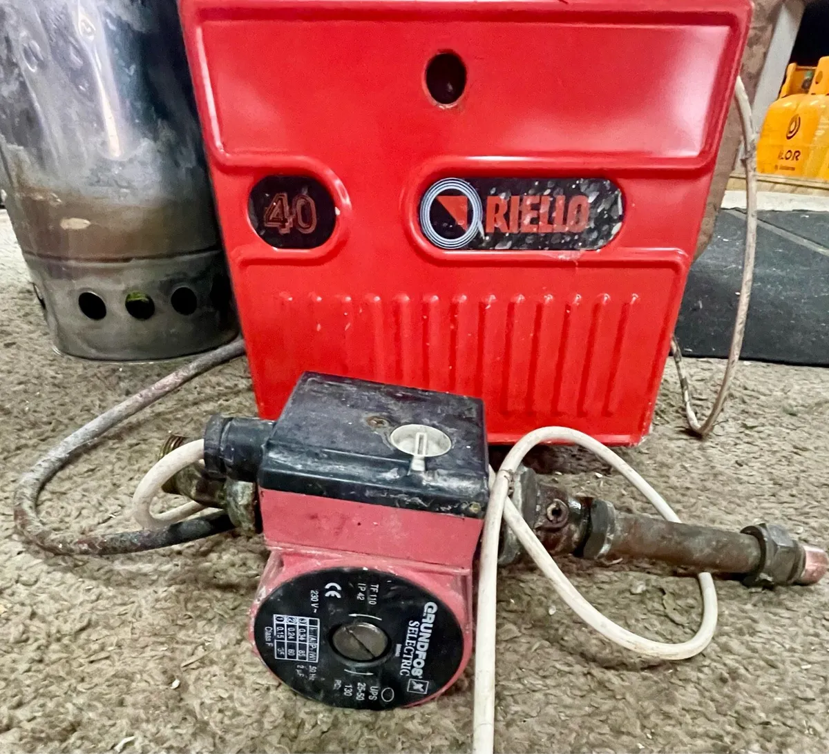 Oil Boiler, Burner, Pump, Stat, Balance Flue, Rads - Image 3