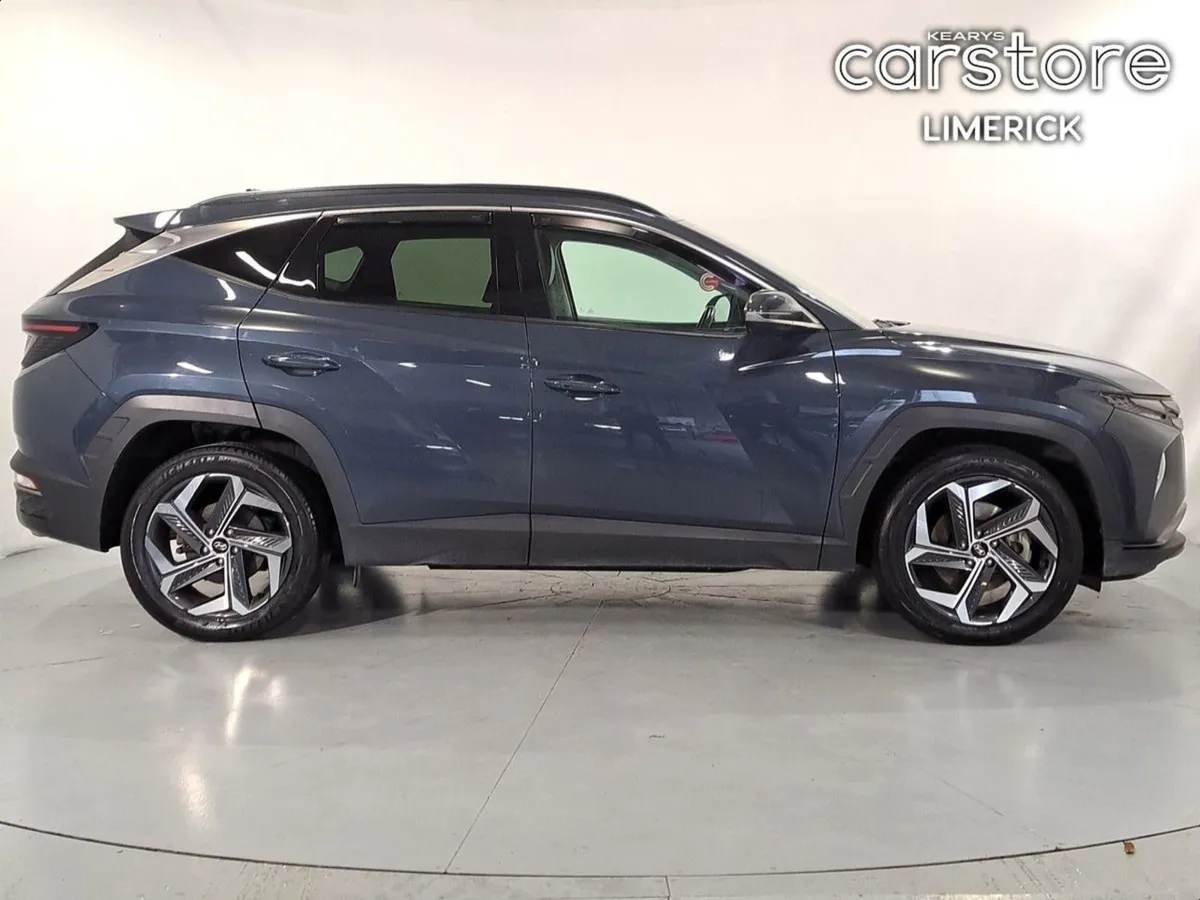 Hyundai Tucson Executive Plus HEV Auto - Image 2