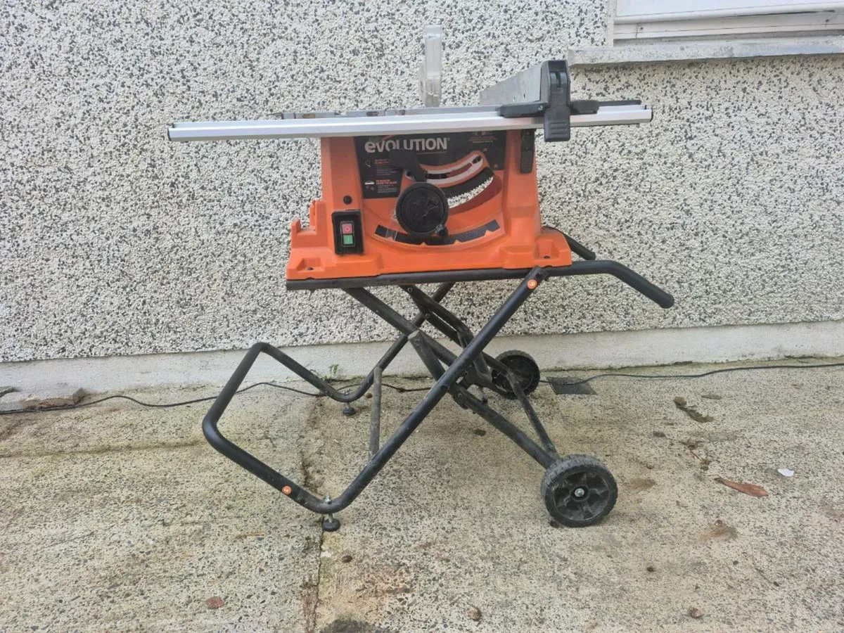 Evolution portable table saw - Image 2