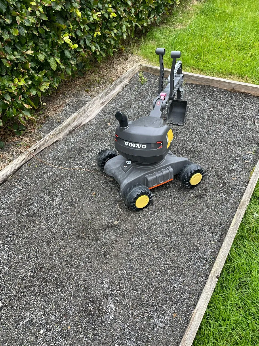 Children’s garden slide and digger - Image 3