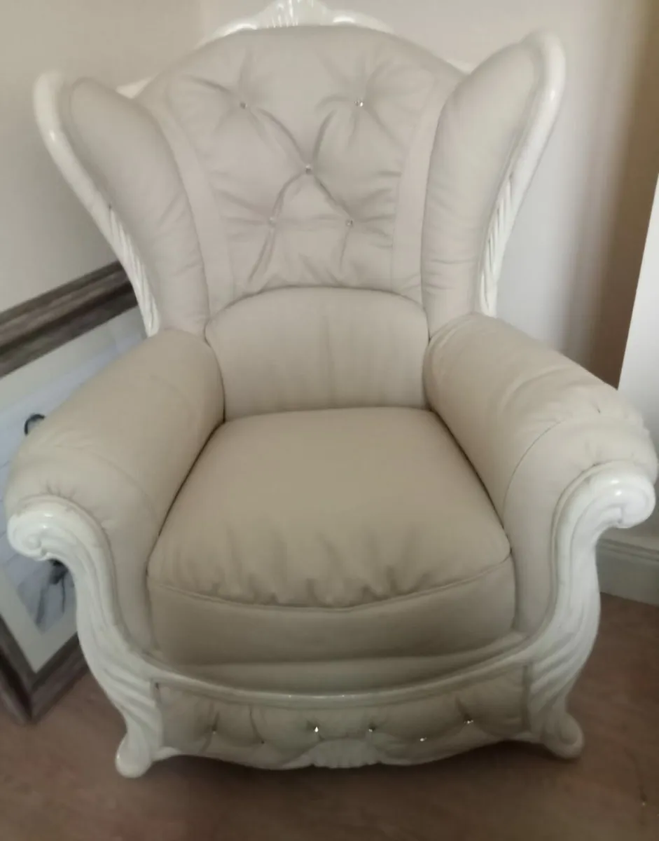 Italian furniture - Image 4