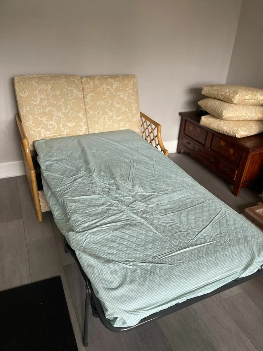 Sofa bed - Compact, clean & comfortable - Image 3