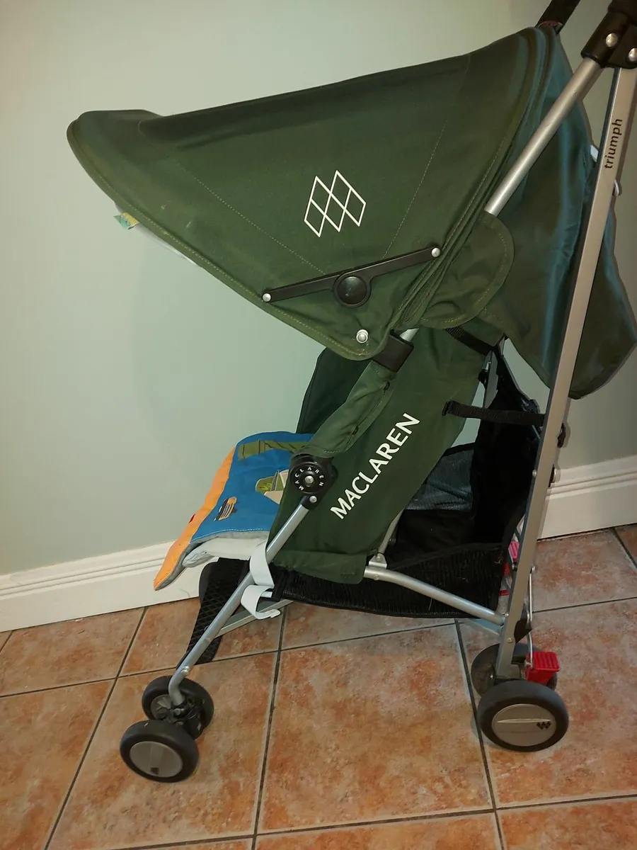 Maclaren Triumph Pram - Image 4
