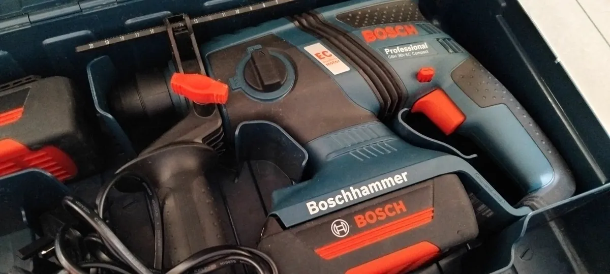 Bosch GBH 36V-EC Compact 2 Mode Drill - Image 3