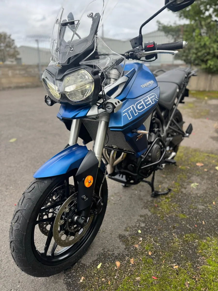 2018 Triumph Tiger 800 XRT - Image 3