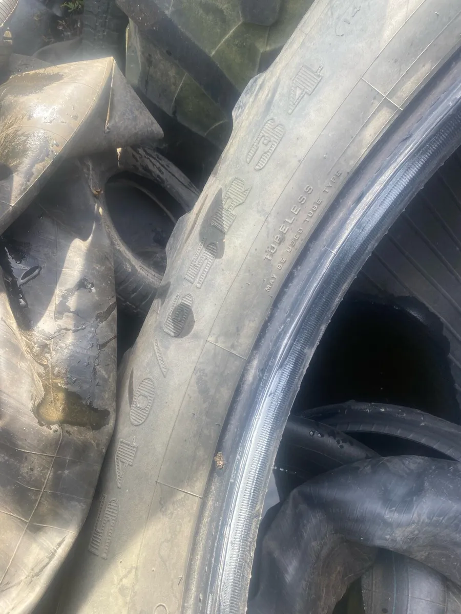 540/65r34 - Image 4