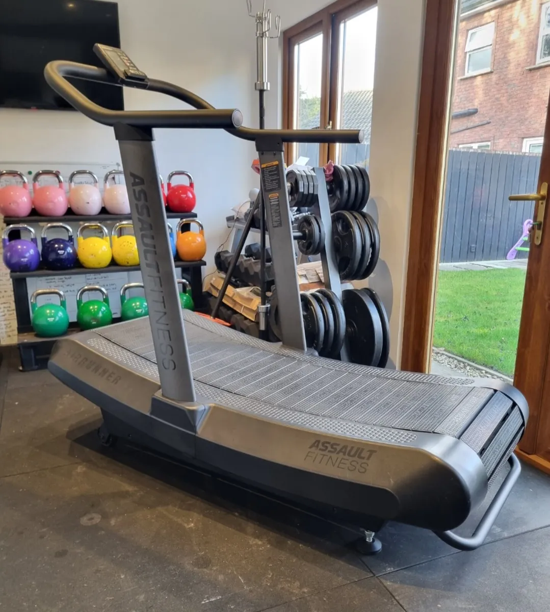 Assault runner pro treadmill - Image 1