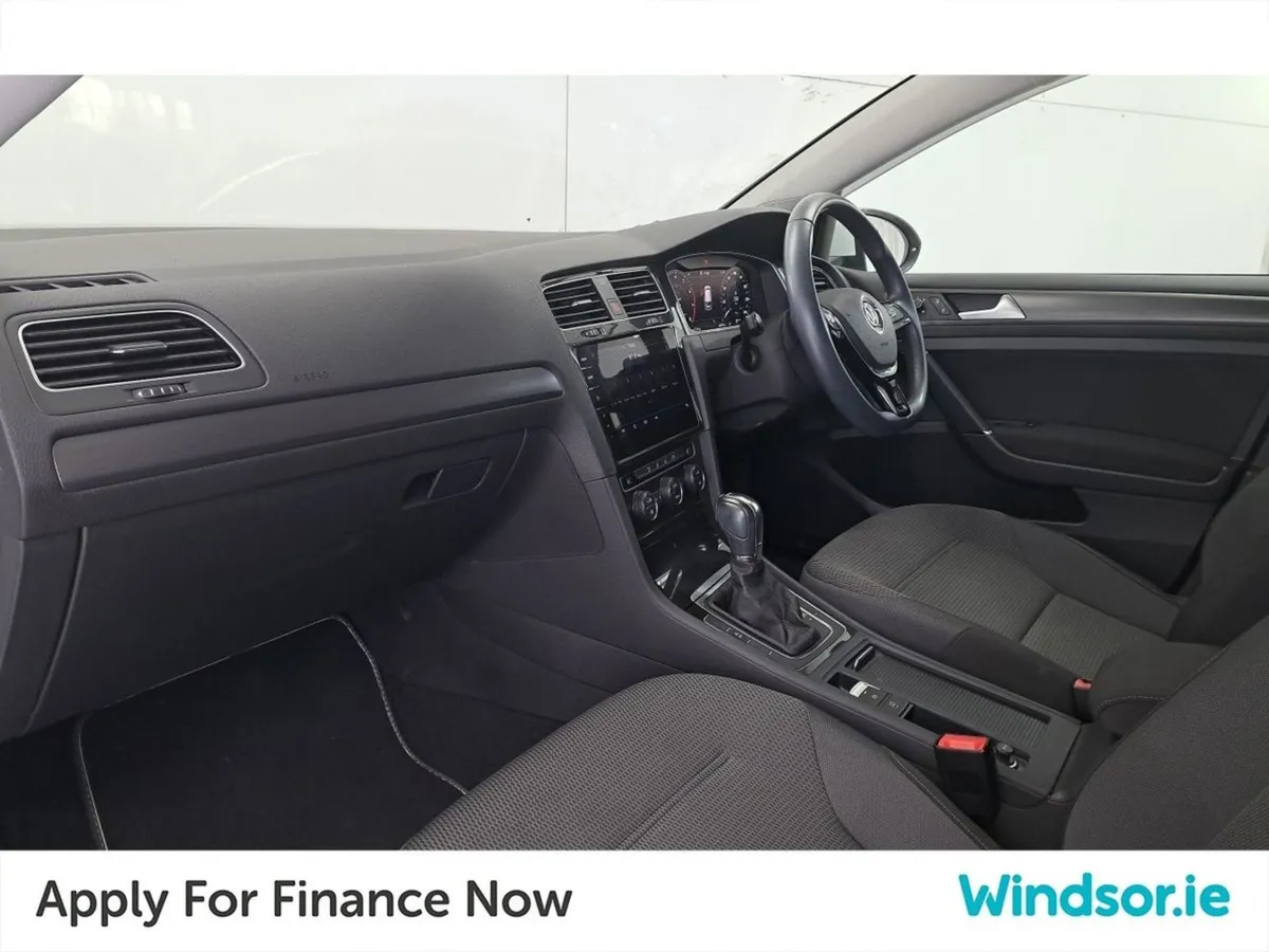 Volkswagen Golf Automatic - Image 4