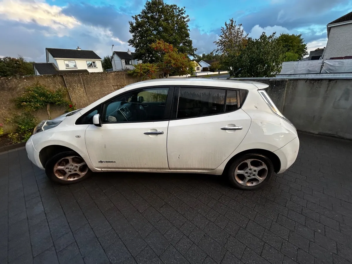 Nissan Leaf 2014 - Image 2