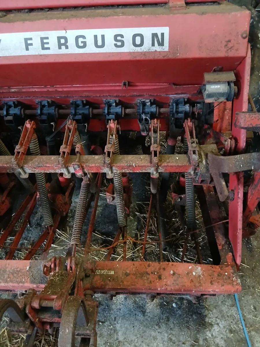 Massey ferguson 30 - Image 2