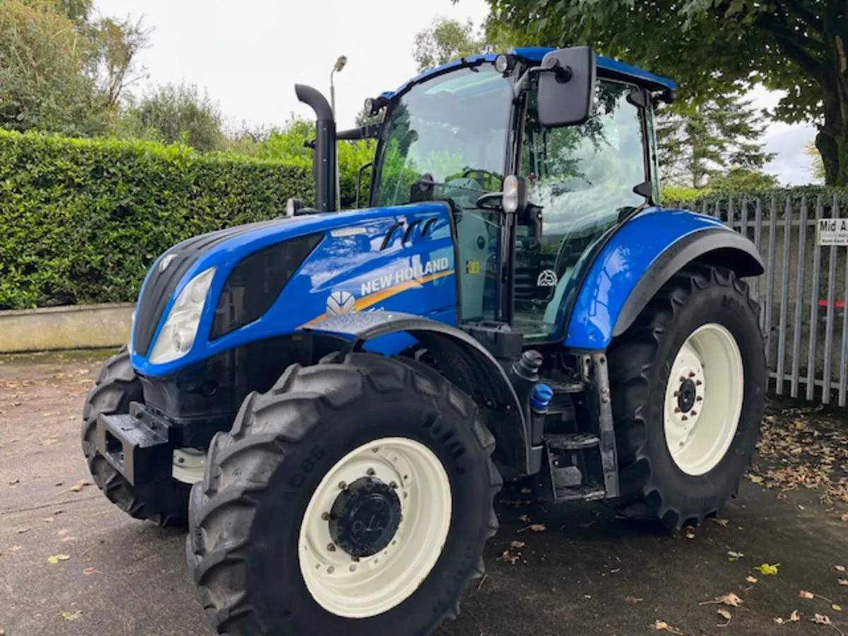 New Holland T5.110 Electro-command c/w creep - Image 1
