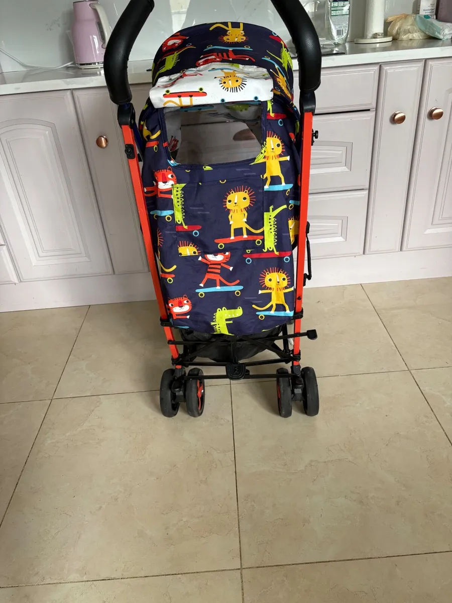 Stroller - Image 2
