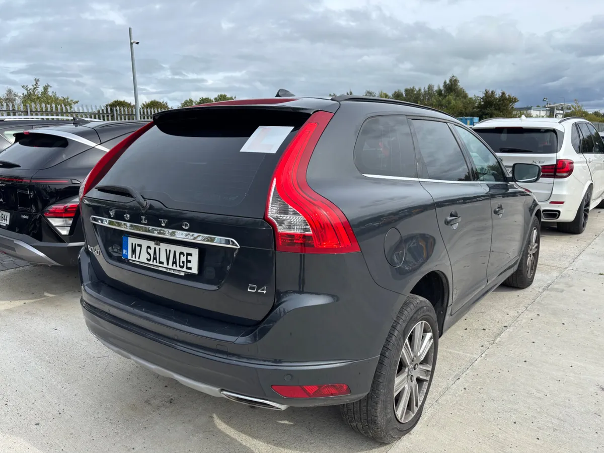 17 Volvo XC60 2.0 D4 SE NAV Auto 160km Drive home - Image 3