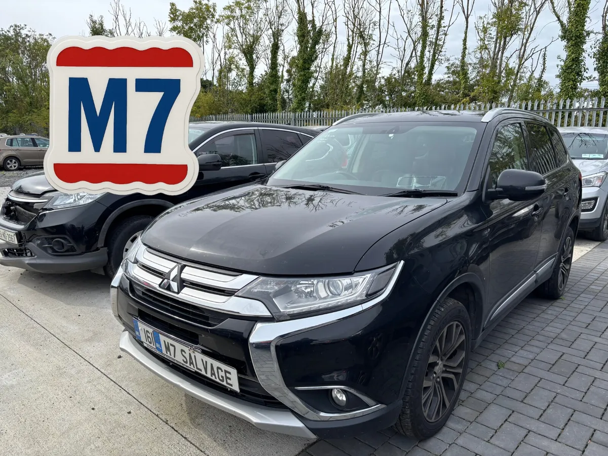 16 Outlander 2.2 D-id 7 Seater 140k miles Driving - Image 1
