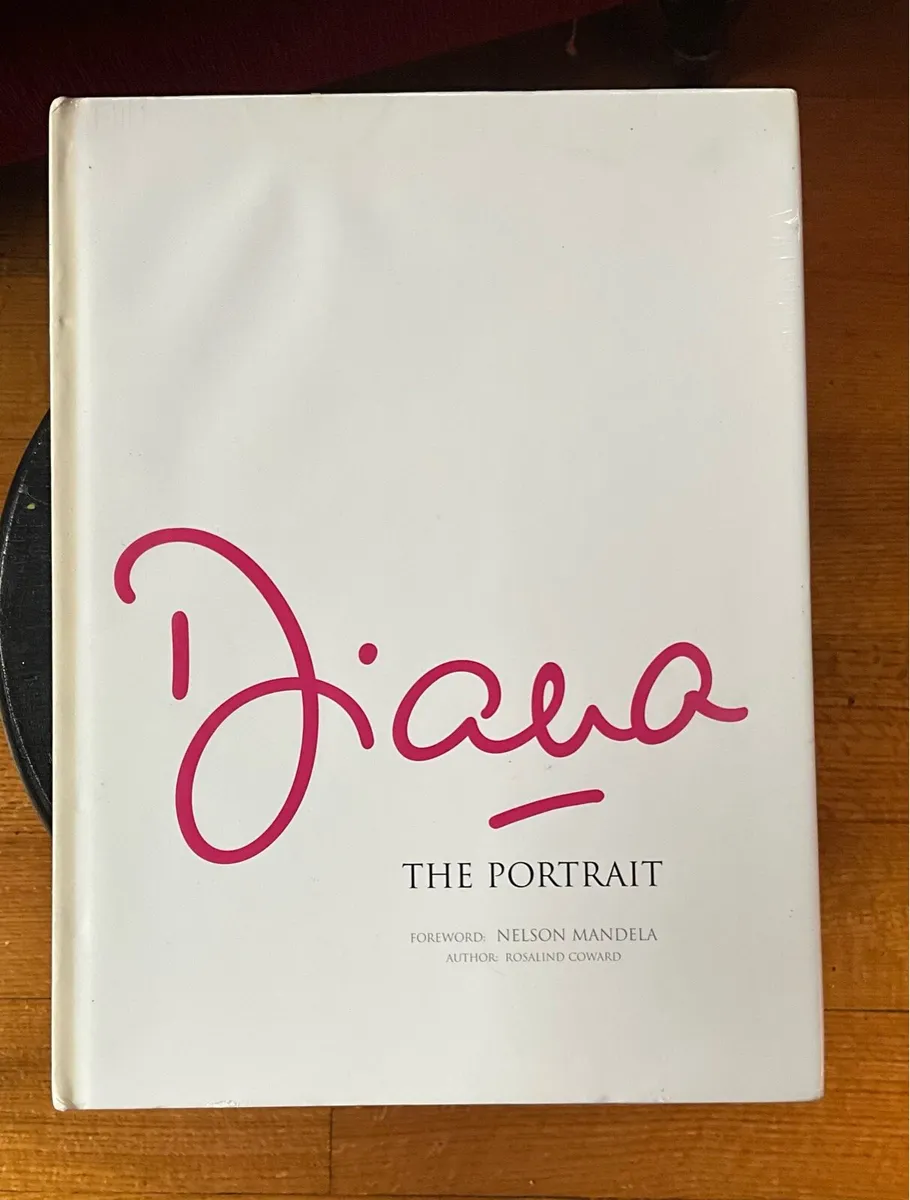 Diana - THE PORTRAIT.Forward by Nelson Mandela - Image 1