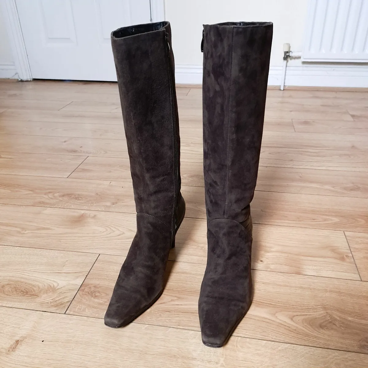 Van Dal Brown Knee High Suede Boots Size 6.5UK - Image 4