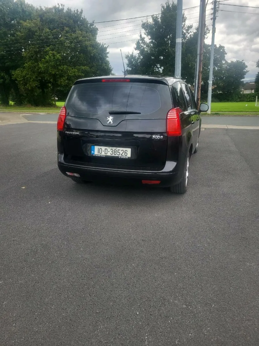 Peugeot 5008 7 seater - Image 2