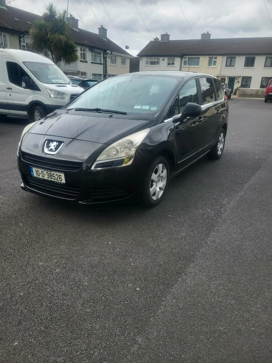 Peugeot 5008 7 seater - Image 3