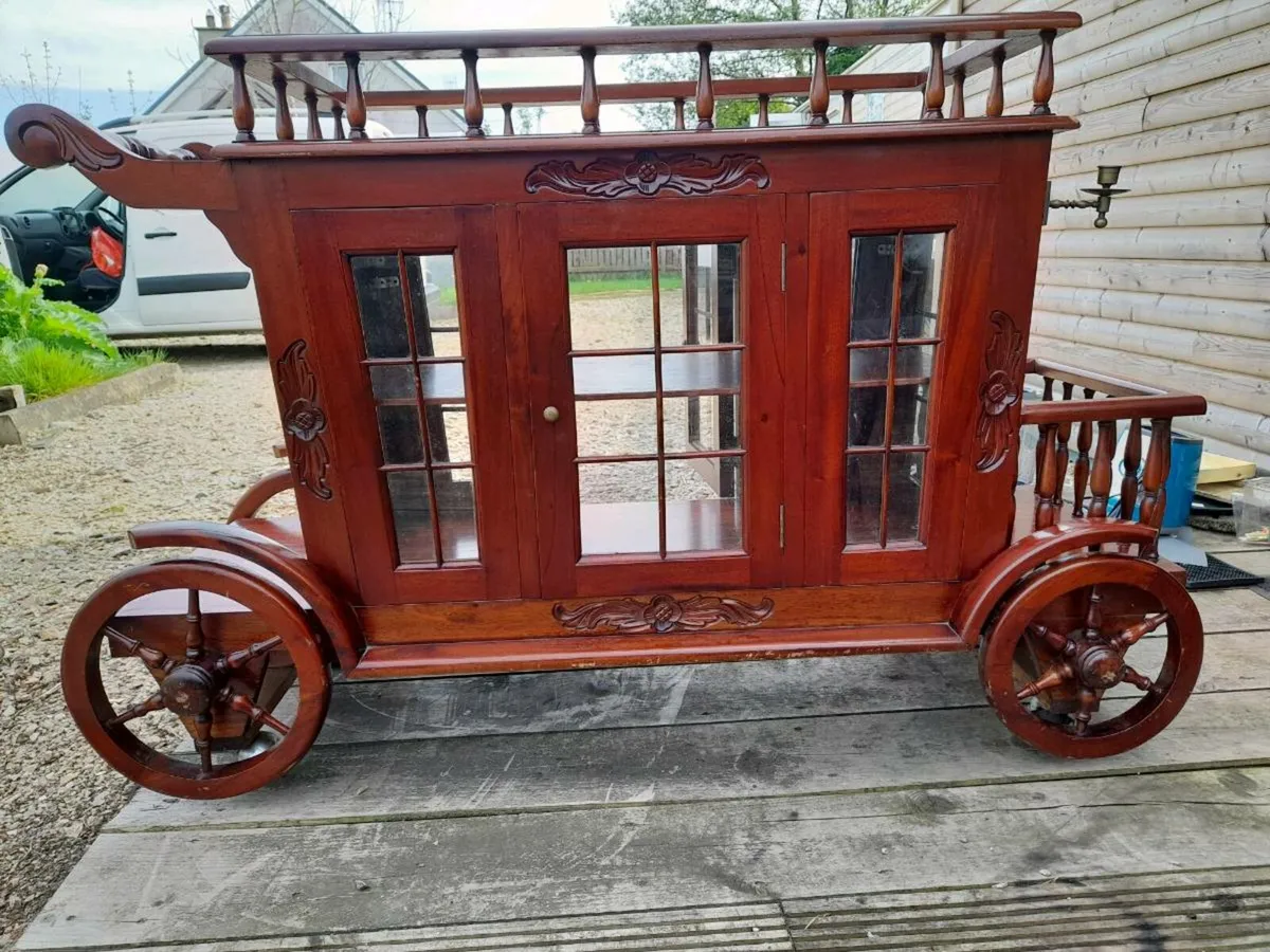 Drinks cabinet - Image 3