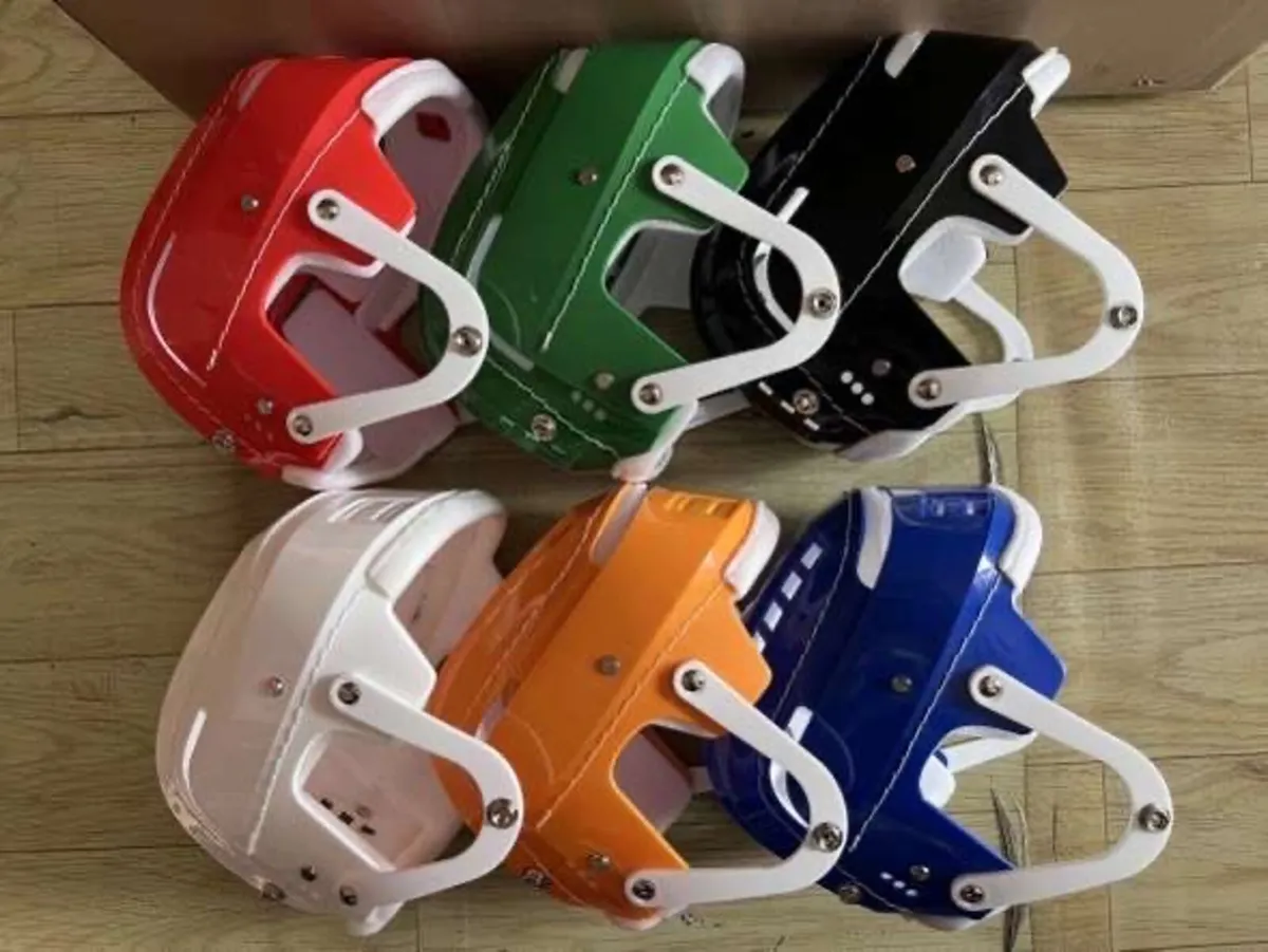 Hurling helmets - Image 1