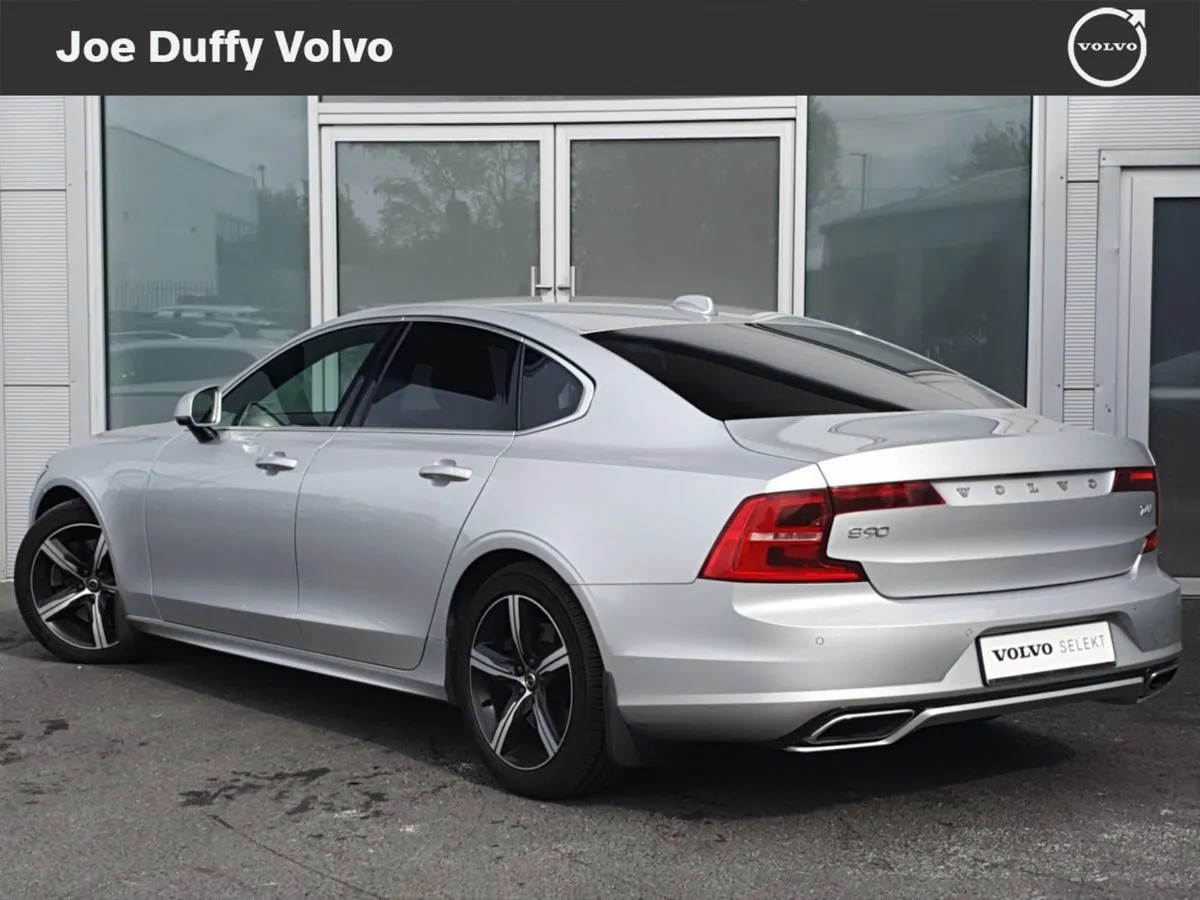 Volvo S90 T4 190hp R-design Auto - Image 3