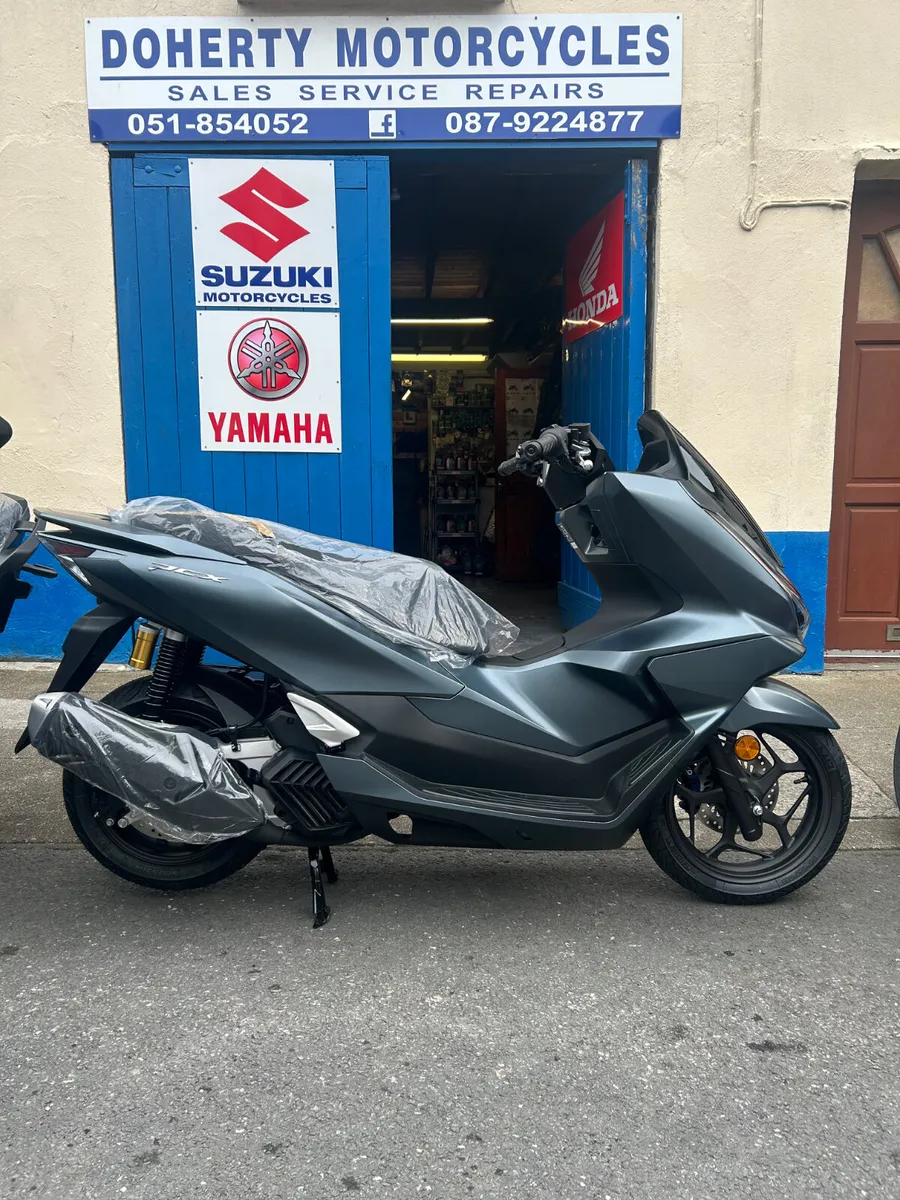 New Honda PCX 125 TFT Model - Image 1
