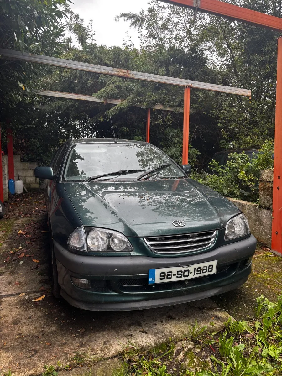 Toyota Avensis 1998 - Image 3