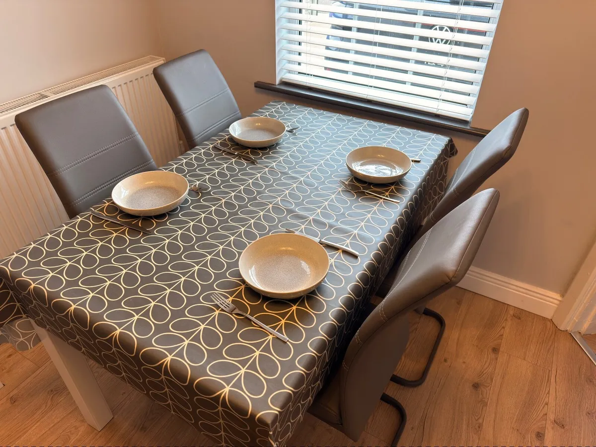 Dining chairs - Image 3