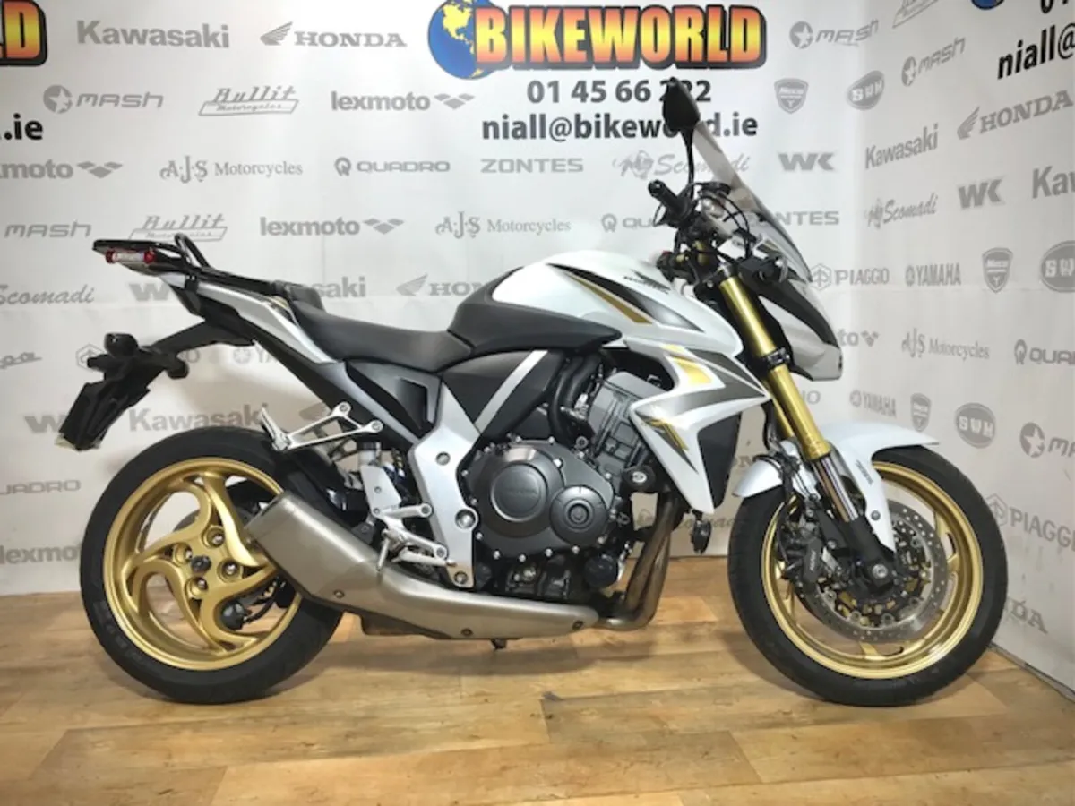 PRE-OWNED Honda CB1000R 2015 - Image 1