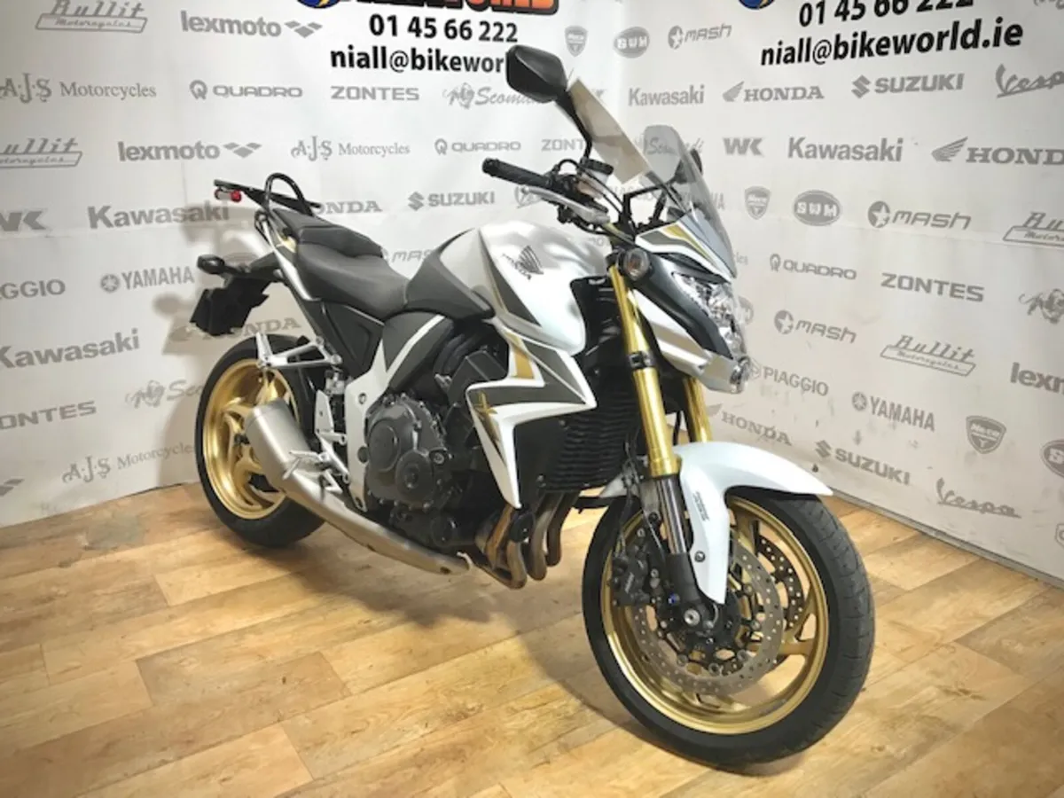 PRE-OWNED Honda CB1000R 2015 - Image 2