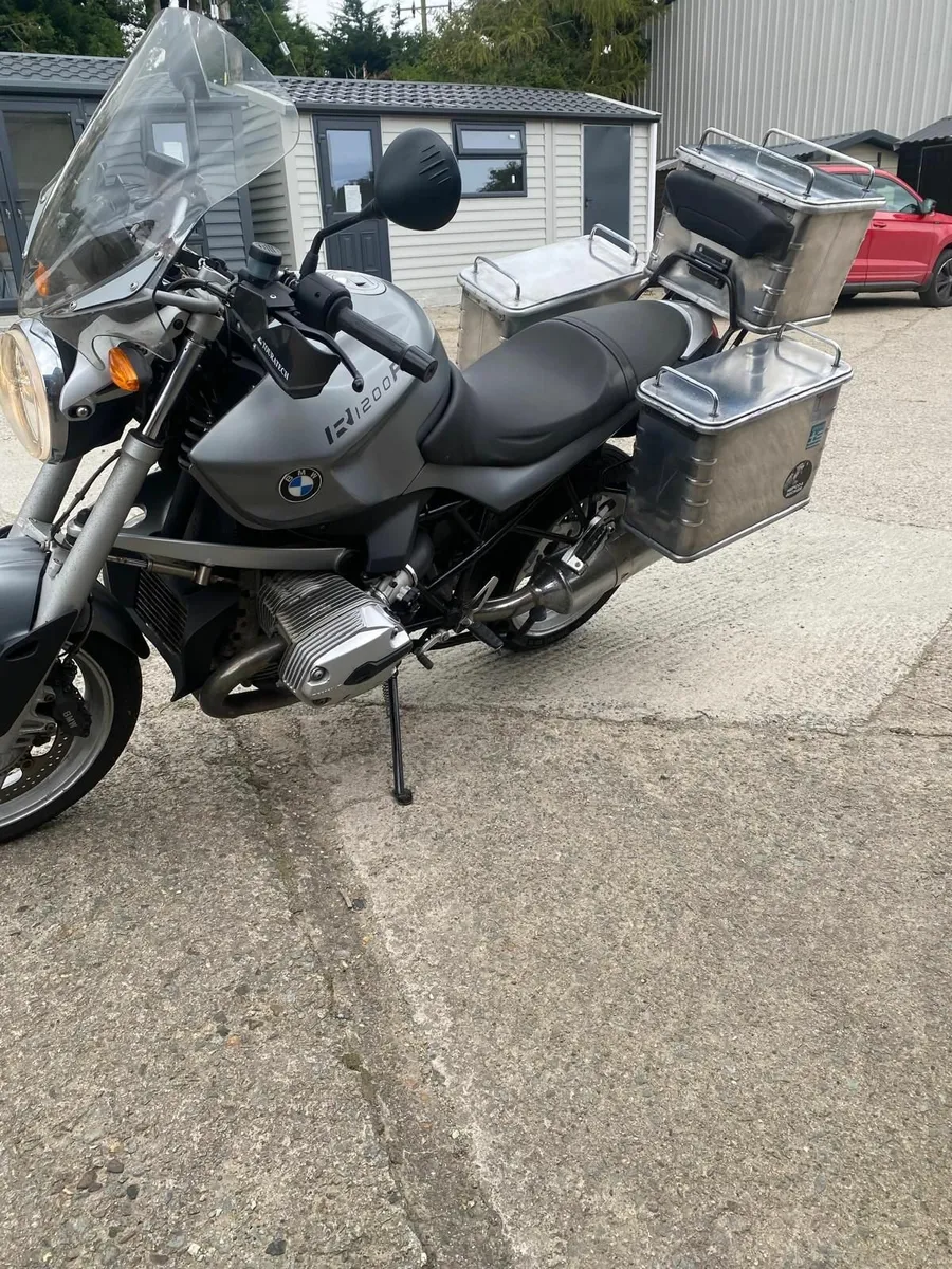 BMW R 1200 R 2006 - Image 1