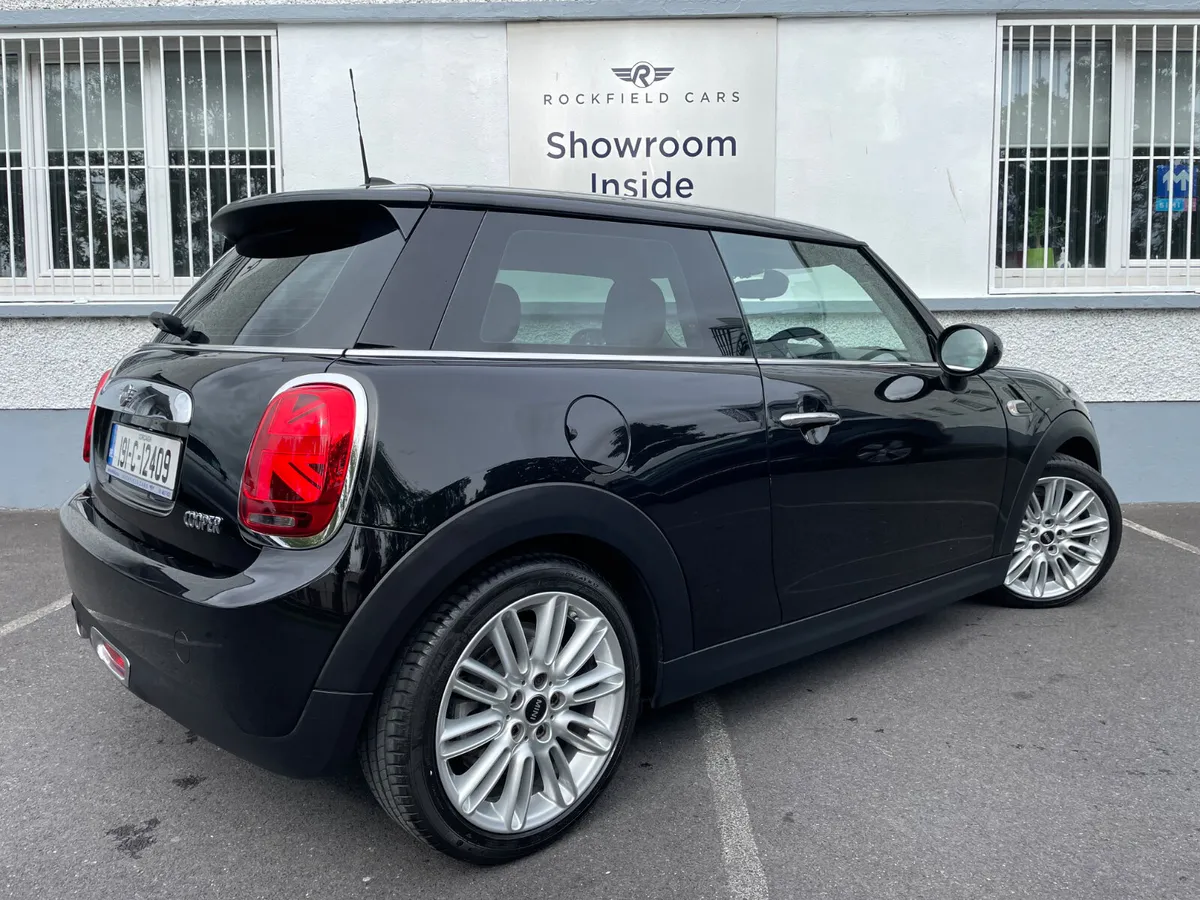 EXCLUSIVE - AUTO - LEATHER - COOPER - LOW KMS - - Image 4