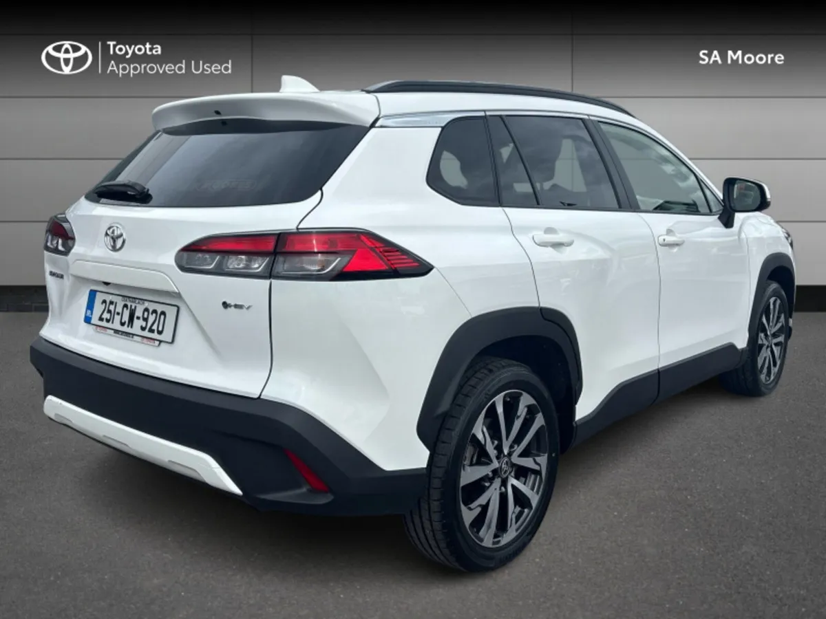 Toyota Corolla Cross HYBRID SPORT - Image 2