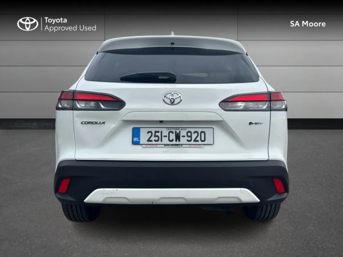 Toyota Corolla Cross HYBRID SPORT - Image 4
