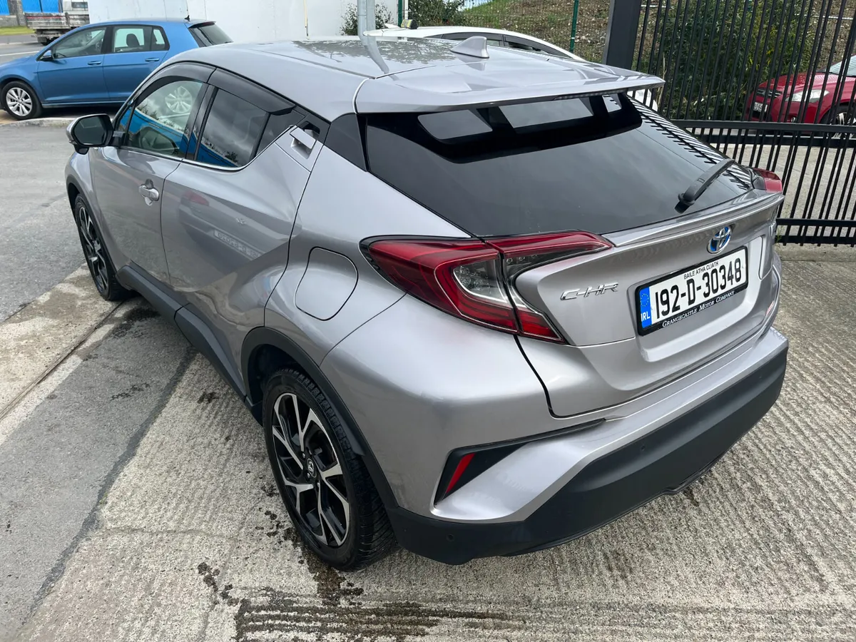 TOYOTA C-HR 2019, 1.8 HYBRID AUTO LOW KM HIGH SPEC - Image 4