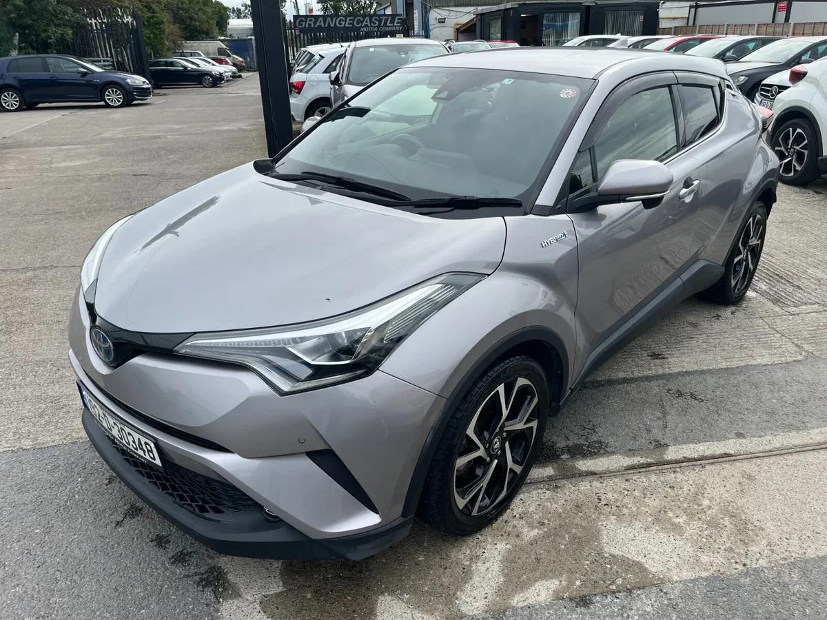 TOYOTA C-HR 2019, 1.8 HYBRID AUTO LOW KM HIGH SPEC - Image 3