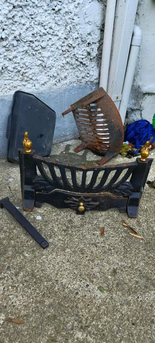 Vintage fire grate - Image 2
